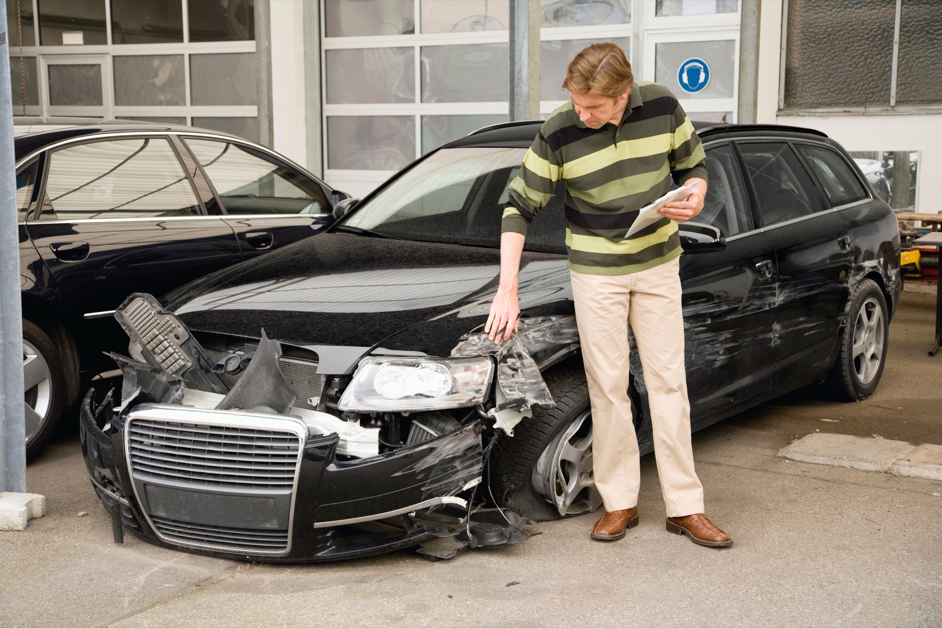 Unfall mit einem Gebrauchtwagen – lohnt sich ein Gutachten überhaupt noch?