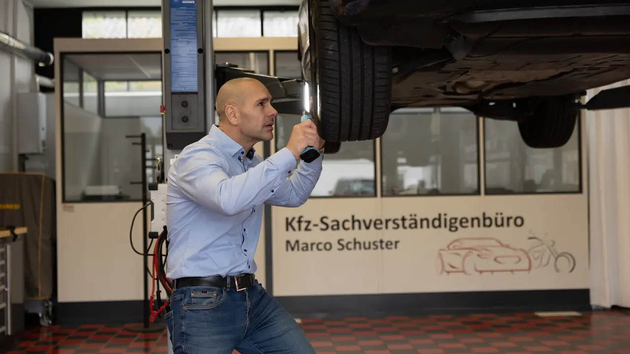 Fahrradunfall in München: Wann brauche ich einen Kfz-Gutachter?